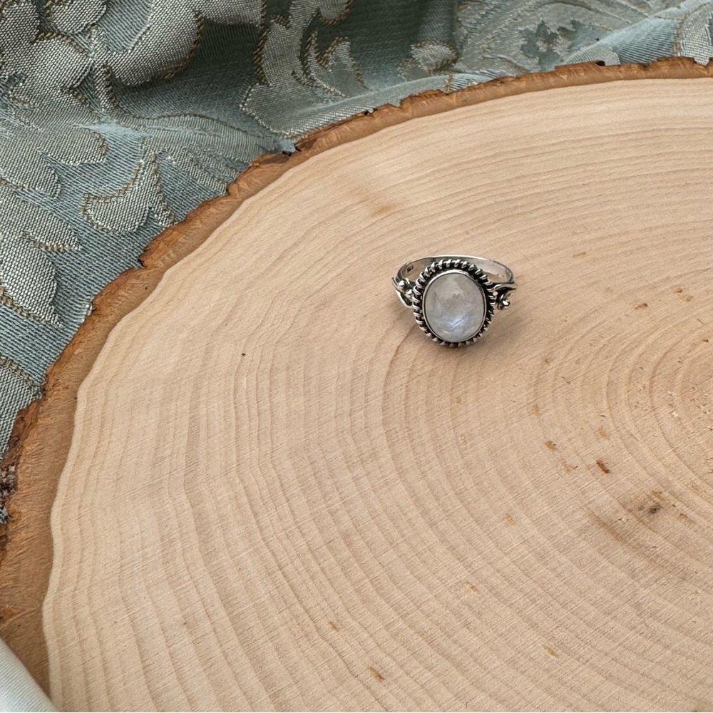 Sterling Silver Moon Stone Ring - image 3